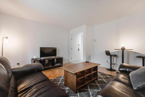 Spacious 3 bedroom apartment - 572